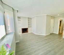 Piso de alquiler en Calle Berenisa, 14, Aravaca - Photo 1