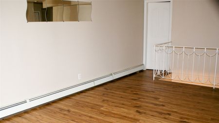 2 Bed. Condofor Rent In Inglewood. Heat & Water Included. - Photo 4