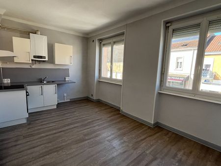 Location Appartement 2 pièces 43m² - Photo 3