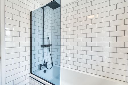 Freedom Square, Greenbank, Plymouth - Photo 2