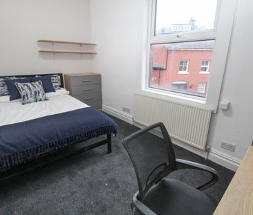 6 bedroom terraced house to rent - Photo 6