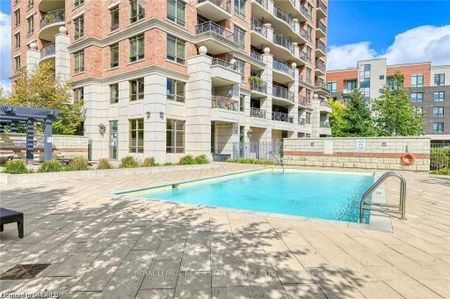 For Lease - 97 Georgian Drive Unit# 27, Oakville, Ontario - Photo 4