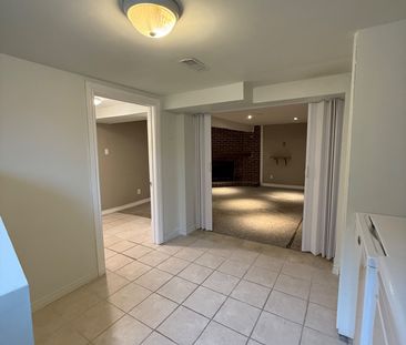 For Lease - 11 Thorncroft Crescent, Ajax, Ontario - Photo 3