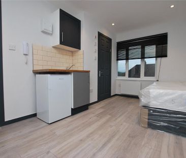 1 bedroom house of multiple occupation to rent - Photo 1