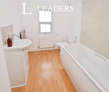 2 bedroom house to rent Victor Road, Colchester, Essex, CO1 - Photo 1