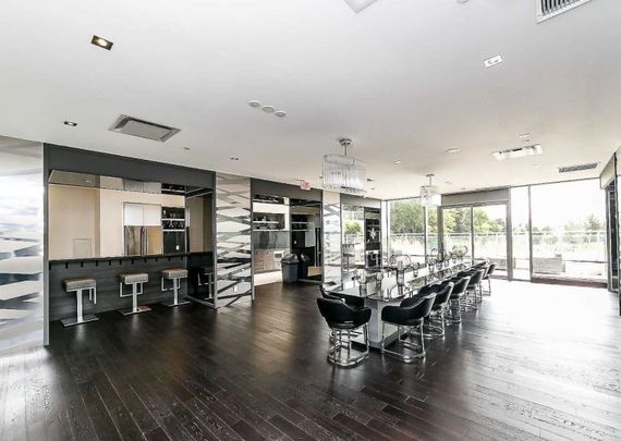 For Lease - 33 Shore Breeze Drive Unit# 702, Toronto, Ontario - Photo 1