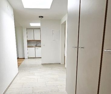Wohnung mit Weitsicht auf umliegende Berge und Seeblick - Foto 6