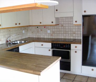 Ruhige Dachwohnung mit Cheminée und Dachterrasse in Wahlen b. Laufen - Foto 2