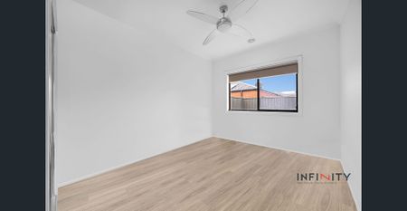 Brand New Elegant Home in Tarneit – Luxury, Space & Convenience - Photo 3