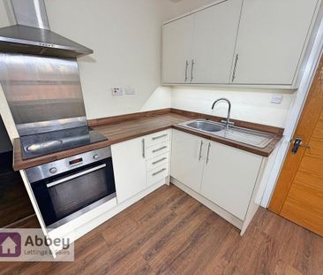 1 bedroom flat to rent - Photo 4