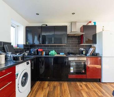 Park View Road, Burley, Leeds, LS4 - Photo 1