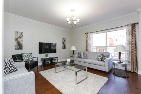 For Lease - 3241 Bruzan Crescent Unit# Main & Upper Floor, Mississauga, Ontario - Photo 3