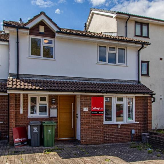 2 bedroom terraced house to rent - Photo 1