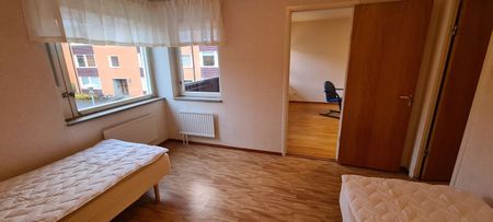 Sandstensvägen, Jordbro - Photo 4