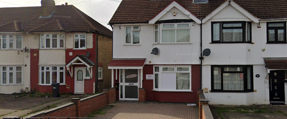 Berkeley Avenue, Hounslow - Photo 1