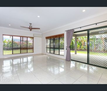 Private Family Home - Photo 2