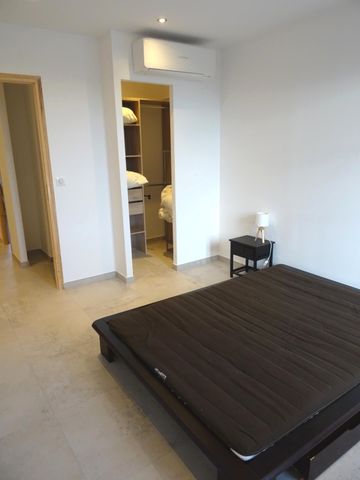 Location Appartement 3 pièces 60m² FAYENCE 83440 - Photo 5