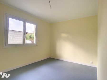 APPARTEMENT F3 AVEC BALCON ET JARDIN PRIVATIF DANS PETITE COPROPRIETE A MONDEVILLE - Photo 3