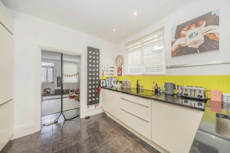 Cavendish Road, Clapham South, SW12 - Photo 4