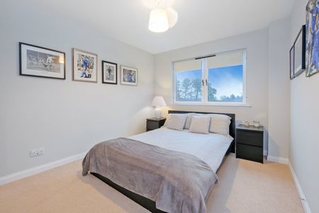 9 Macaulay Drive, AB15 8FL, Aberdeen - Photo 5