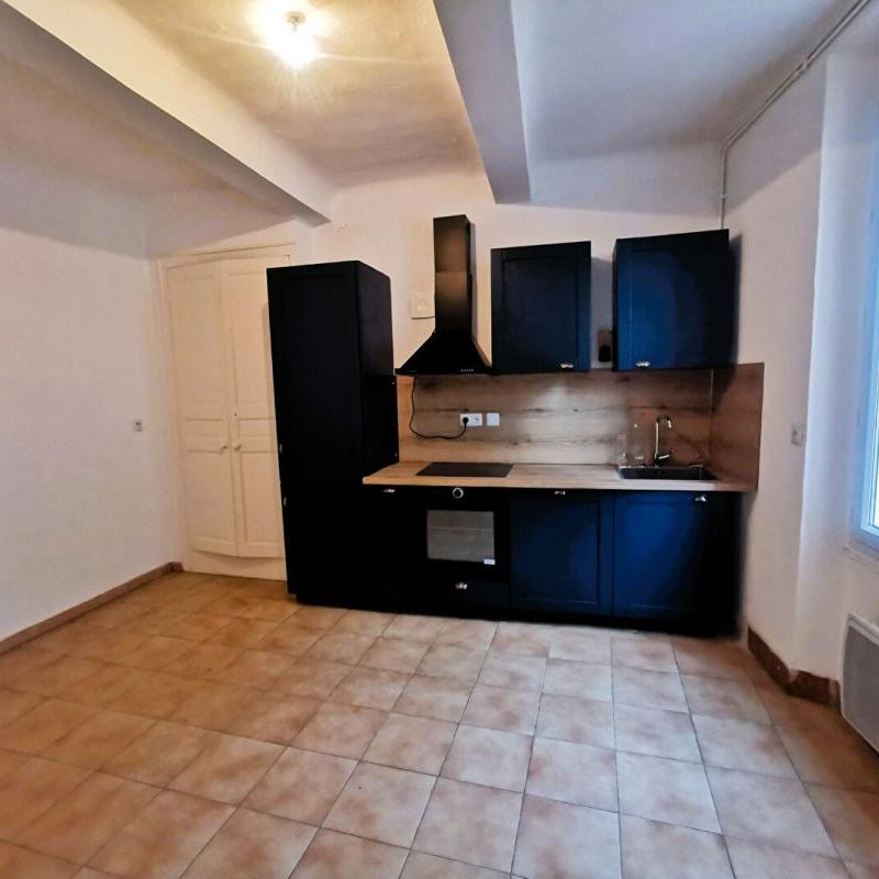 Location Appartement 3 pièces 77m² LE MUY 83490 - Photo 1