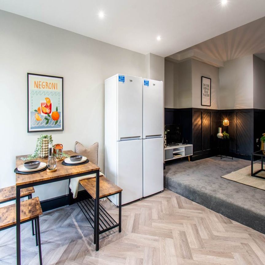 Grovehall Drive (room 5), Beeston, Leeds - Photo 1