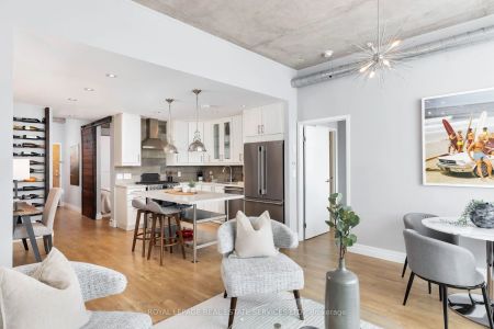 388 Richmond Street W #520 - Photo 2