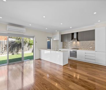 Modern, Spacious & Perfectly Located - Photo 4