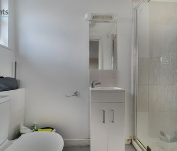 5 bedroom terraced house to rent - Photo 1