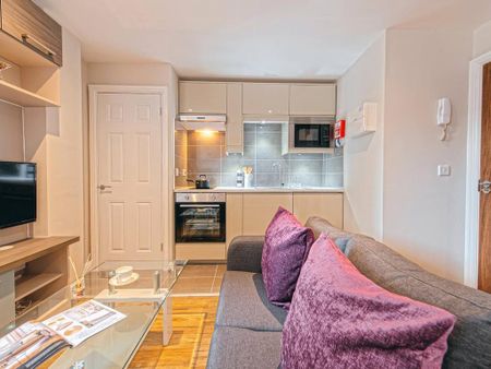 Studio to rent - Photo 2