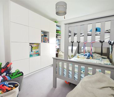 2 bedroom apartment to rent - Photo 6