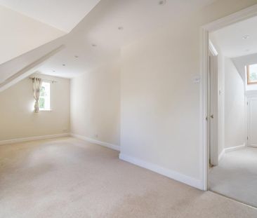4 bedroom detached house to rent - Photo 6