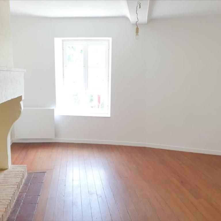 Maison F2 à louer, quartier historique de Falaise - Photo 1