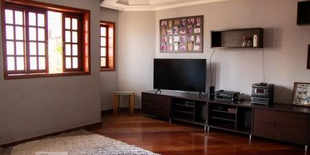 Casa para alugar com 278m², 3 quartos e 4 vagas - Foto 3
