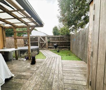 2 bedroom terraced house to rent - Photo 2