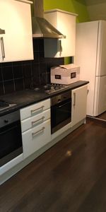 7 bedroom terraced house to rent - Photo 3