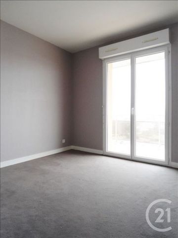 Appartement F4 à louer 4 pièces - 107,75 m2 CHATEAUROUX - 36 - Photo 4