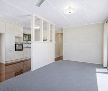 10 Joseph Street, Margate QLD 4019 - House For Rent | Domain - Photo 1