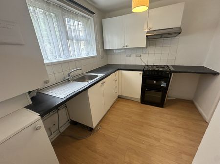 Kesteven Walk, Peterborough, PE1 5DS - Photo 3