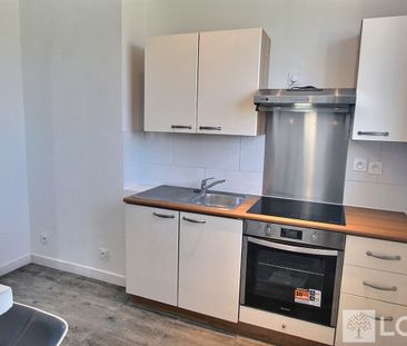 Location Appartement 2 pièces 46m² - Photo 2