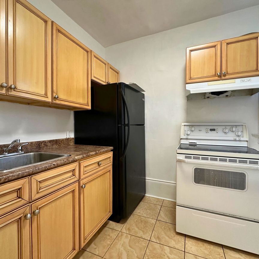 Appartement 2 chambres au centre-ville de Montréal, non meublé - Photo 1