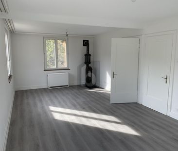 SEMI-DETACHED WITH GREAT POTENTIAL! - Photo 1