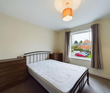 2 bedroom flat to rent - Photo 3