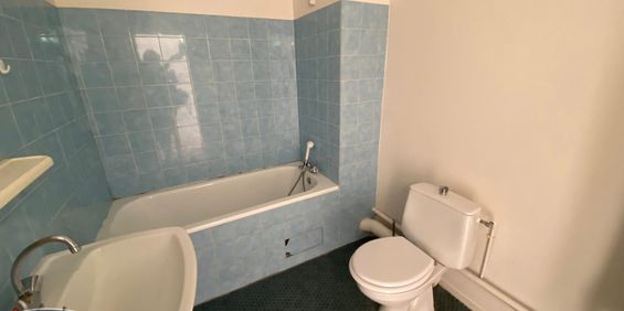 Location Appartement 1 pièce 25m² CHOLET 49300 - Photo 3