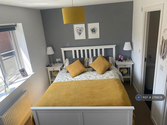 2 bedroom terraced house to rent - Photo 1