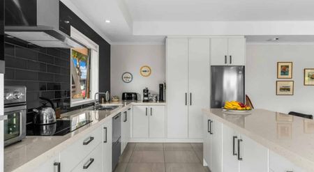 Modern Comfort & Convenience in the Heart of Mangawhai - Photo 5