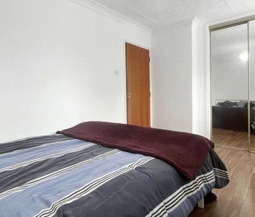 1 bedroom property to rent - Photo 4