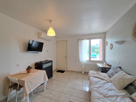 Location Appartement 1 pièce 17m² TROYES 10000 - Photo 4