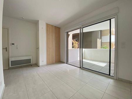 Location appartement récent 1 pièce 22.6 m² à Montpellier (34000) - Photo 2