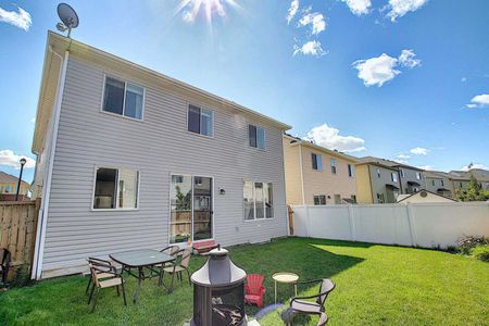 Spacious 4 Bed Home With Dual Primary Bedrooms!! - Photo 5